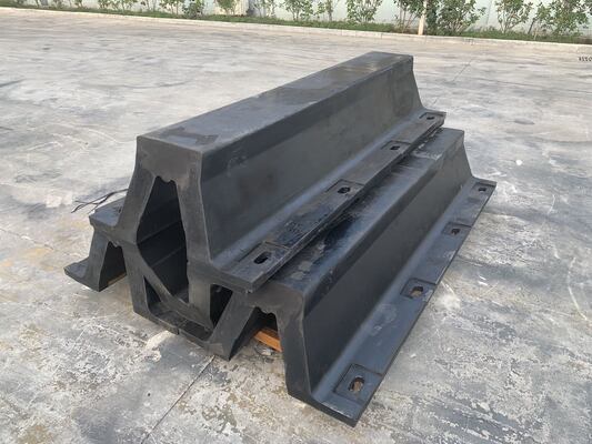 گلگیرهای لاستیکی دریایی با سبک آرک، نگهداری کم و بادوام برای تمام شرایط آب و هوایی