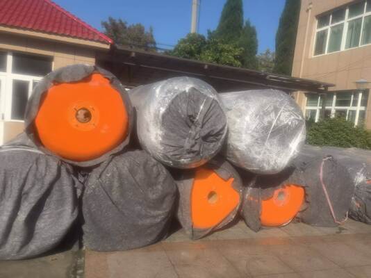 لاستیک فوم پلی اورتان PU Marine Fender با انعطاف پذیری عالی و مقاومت در برابر استرس های زیست محیطی دریایی