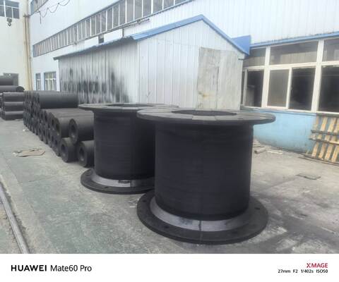 25°C To 80°C Cell Rubber Fenders Customizable Black Durable Marine Dock Bumpers Designed for Effective Impact Absorption