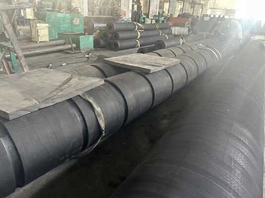 سختی 70-85A کشتی های کشنده Fenders نیروی سنگین ظرفیت بار قالب و اکستروژن کشتی های محافظ دریایی پایدار راه حل